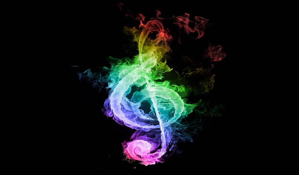 Note de musique en flamme multicolore